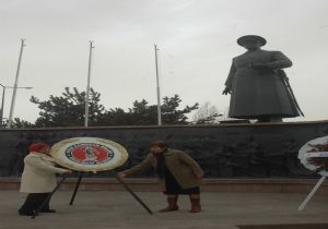 Kadınlar Gününde kriz..